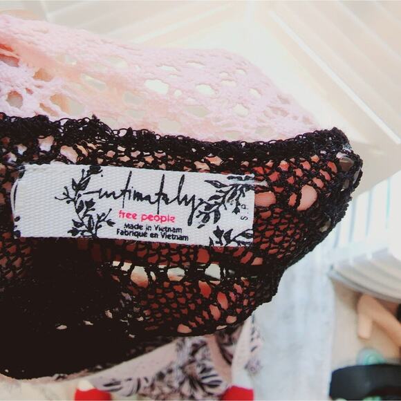 INTIMATELY FREE PEOPLE BLACK/WHITE LACE BACK MAXI SIZE SMALL - Picture 7 of 8